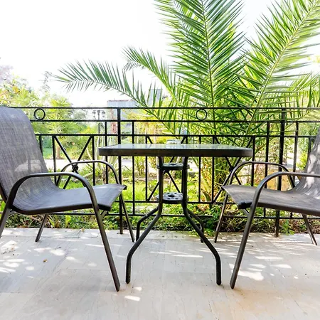 Blue Waves Corfu Апарт-отель *