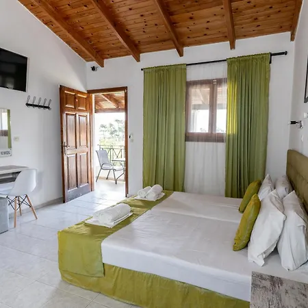 Blue Waves Corfu Апарт-отель *