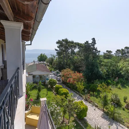 Blue Waves Corfu Апарт-отель