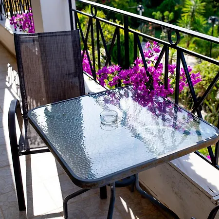 Blue Waves Corfu Apart Otel